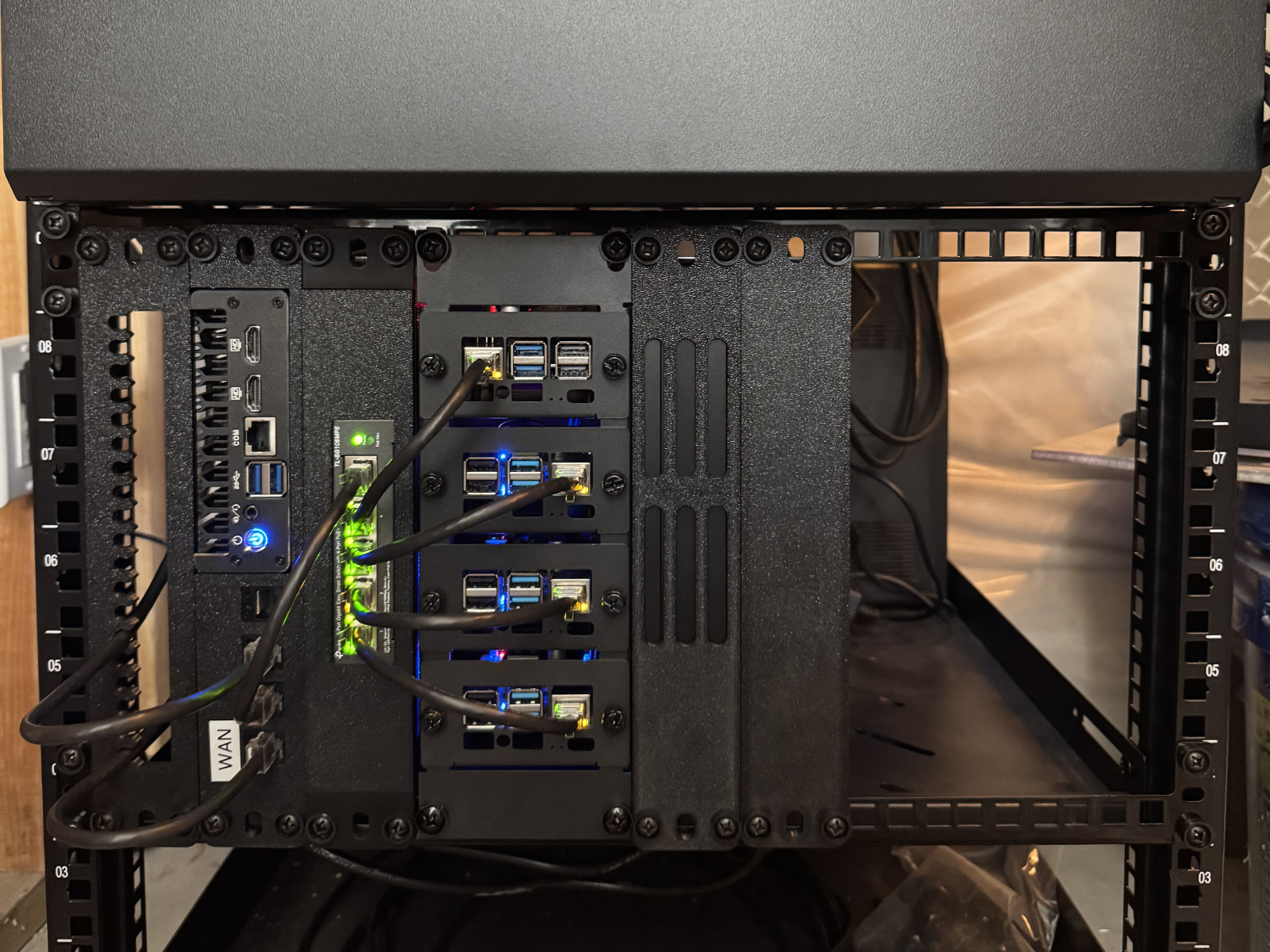 10 Inch Custom Server Racks Yo dawg, I heard you like server racks so I made you a 10-inch rack ...